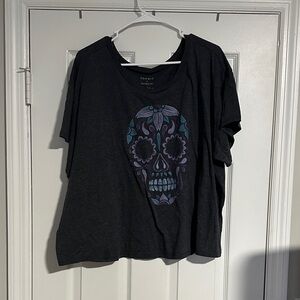 Torrid Charcoal Crop Top Tee with Colorful Skull Design